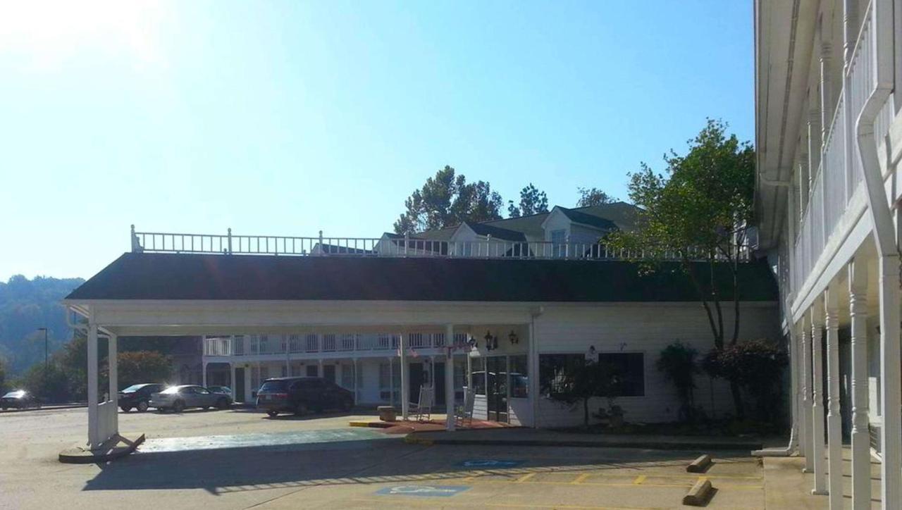 Stratford Motor Inn East Ellijay Exterior photo